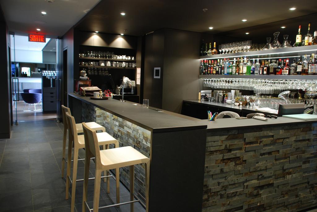 לה מלבאי Chez Truchon Bistro-Auberge מראה חיצוני תמונה
